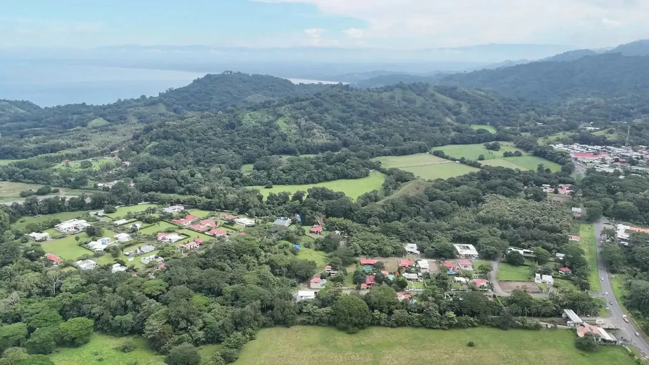 Terreno de primera en venta en Tárcoles, Costa Rica