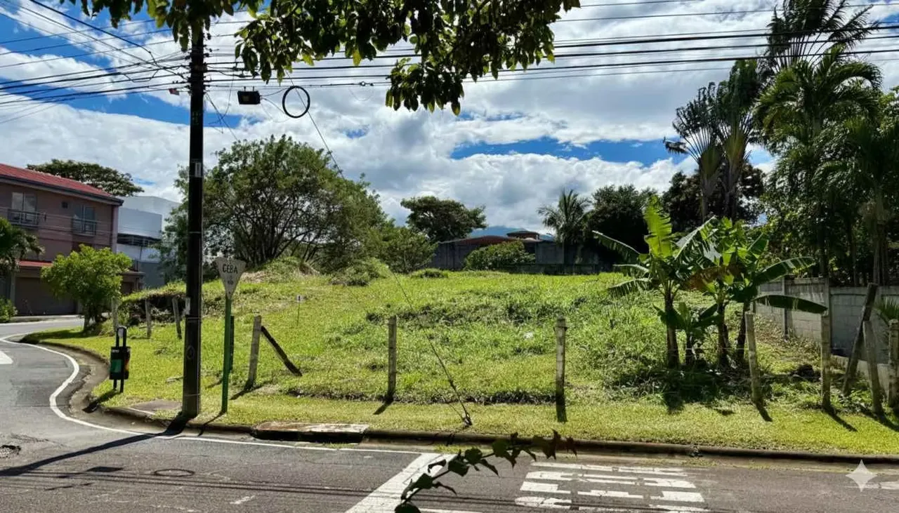 Venta Lote en Heredia Cariari Bosques de Doña Rosa | Rebajado | Ubicación Premium