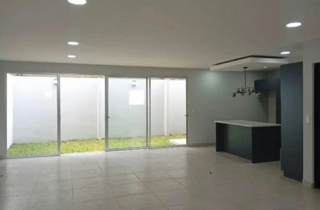 Ubicadas en Condominio Distrito San Juan , Tres Ríos