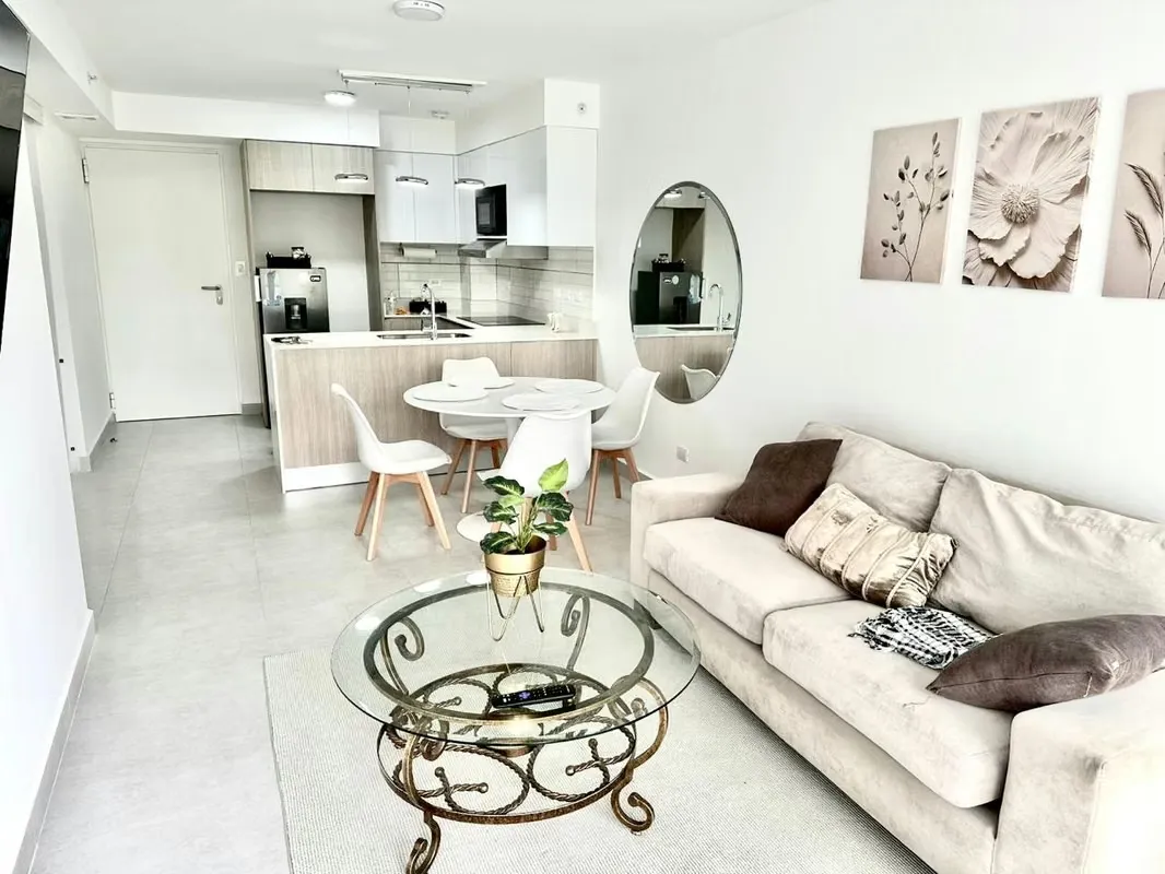 ALQUILER DE APARTAMENTO SEMI AMUEBLADO EN URUKA POINT 2 HABITACIONES Y 2 PARQUEOS