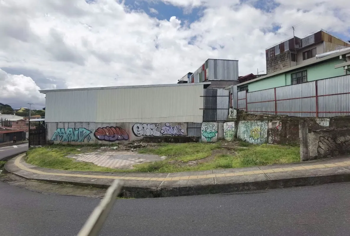 Lote esquinero en venta – Ideal para desarrollo de apartamentos