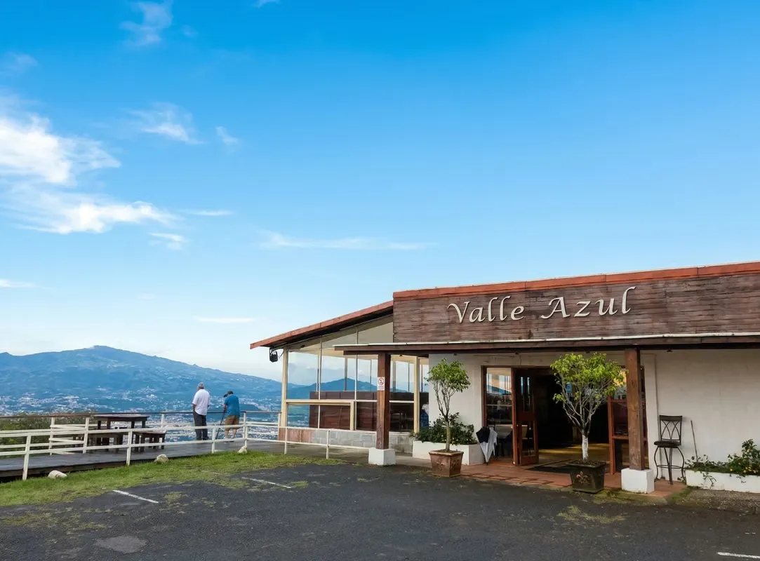 Incredible Central Valley Views: Restaurant &amp; Estate in Escazú