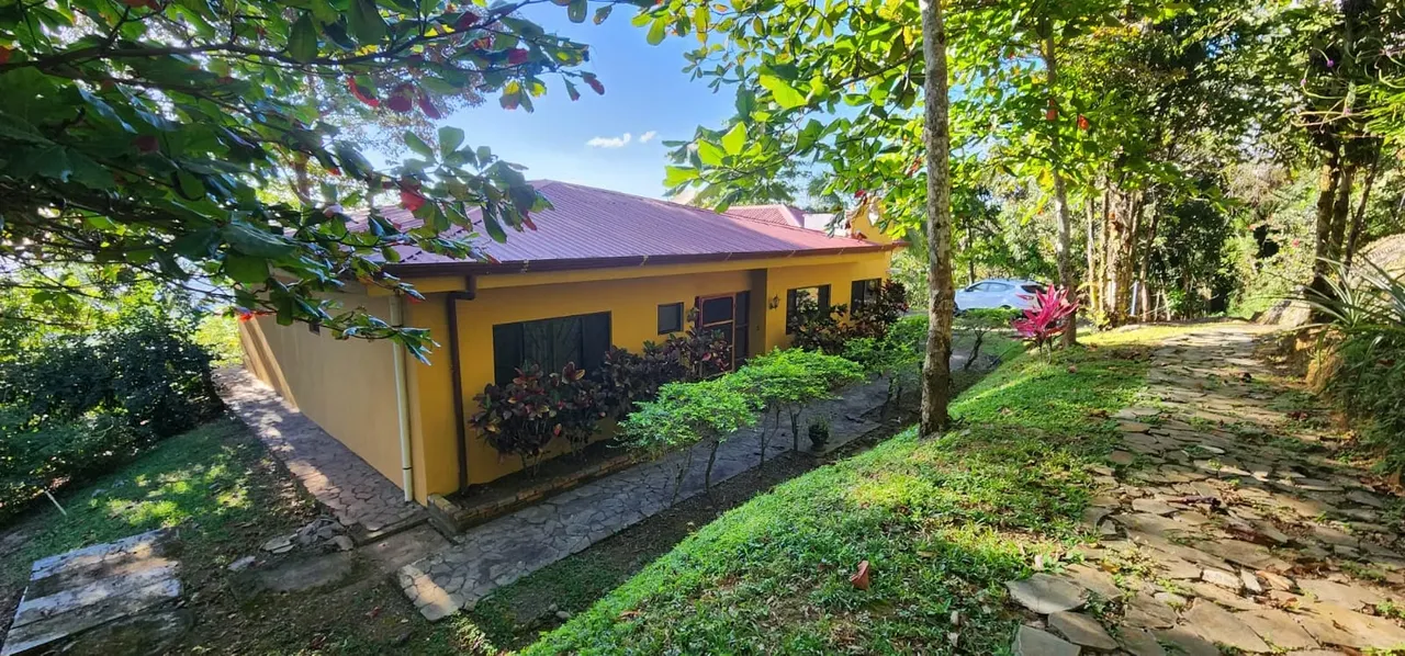 Casa en Maderal con increíbles vistas al océano