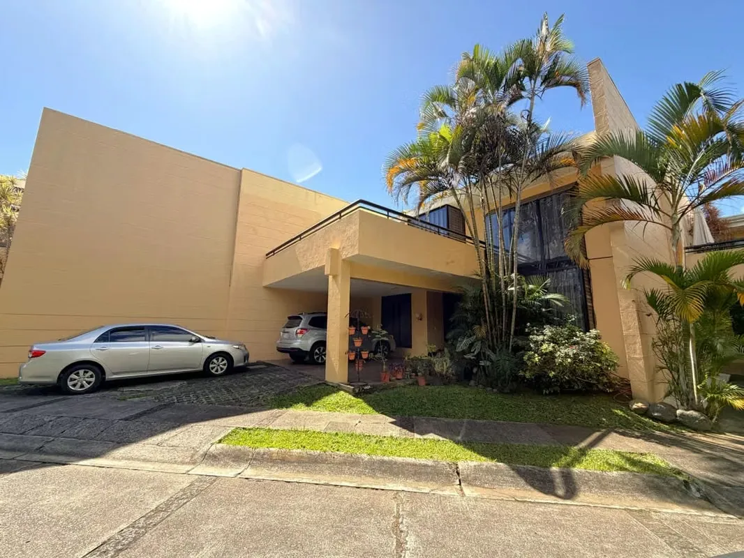 Luxury Home for sale in Gated Community 444, Ayarco - Spacious 5-Bedroom Home