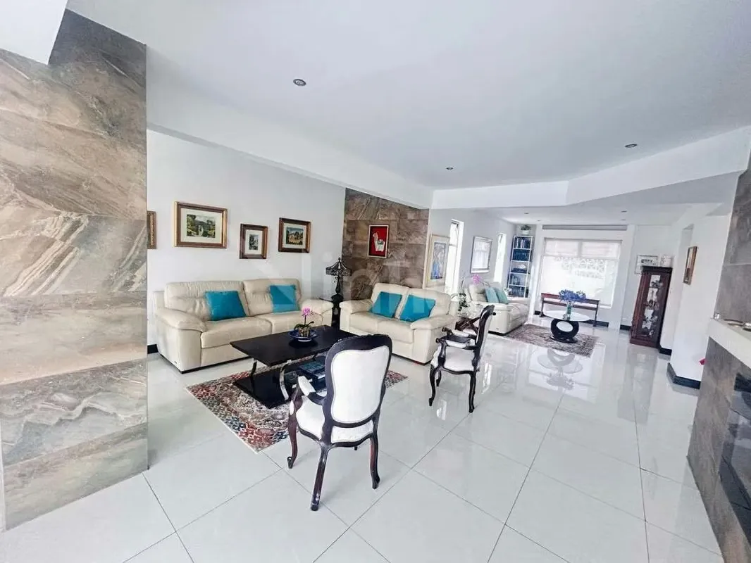 id 41609 Hermosa casa en venta en Residencial Altamonte
