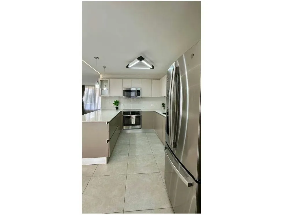 HOUSE FOR RENT IN EXCLUSIVE GATED COMMUNITY IN GUACHIPELÍN, ESCAZÚ*