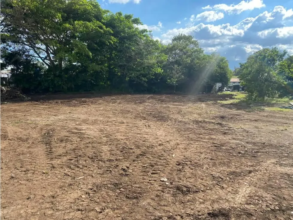 Land for sale, Los Angeles de Santo Domingo de Heredia (Para), near Route 32.