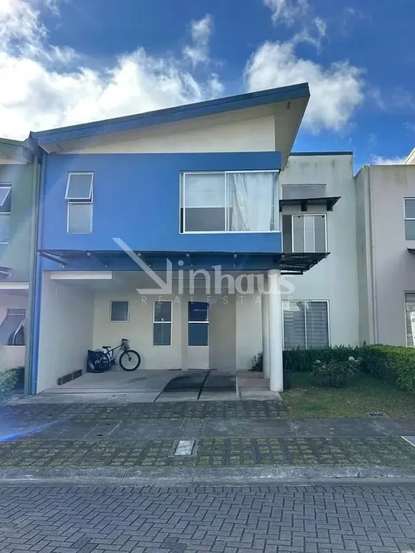 id # 41632 Venta de Casa en Condominio, en Concepción