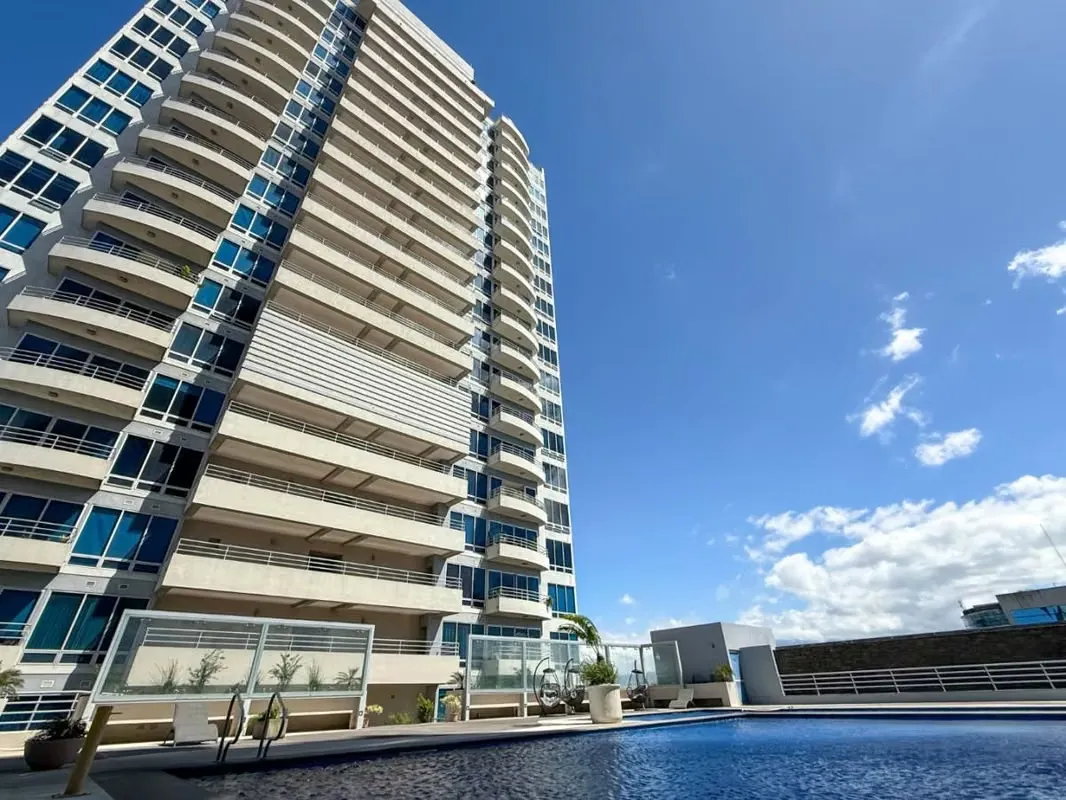 Venta apartamento Torres de Paseo Colón - Piso 21