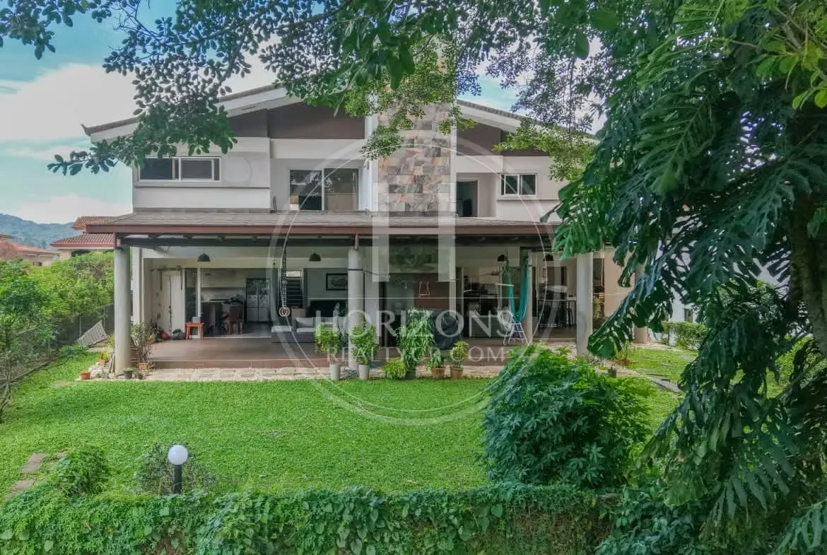 Contemporary Duplex Residence in Hacienda Gregal for Sale Green Areas noj1132