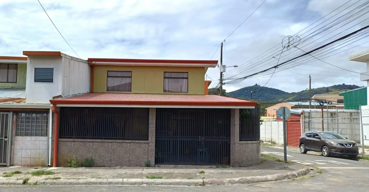 Venta de Casa La Lima Cartago