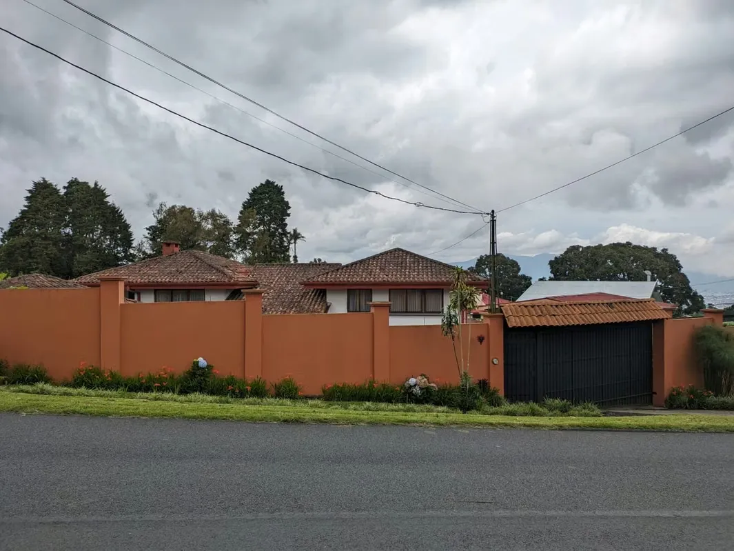 House for sale in Las Nubes de Coronado