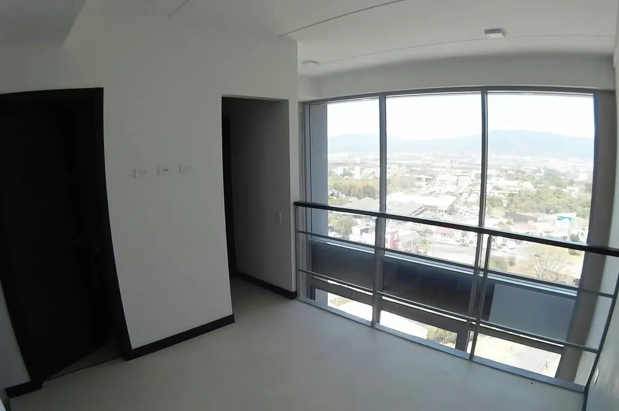 Apartamento en Torre Qbo, Rohrmoser