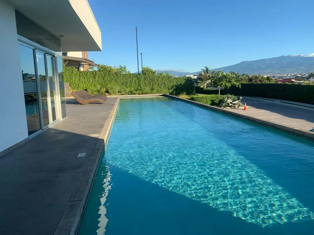 Venta apartamento en Escazú