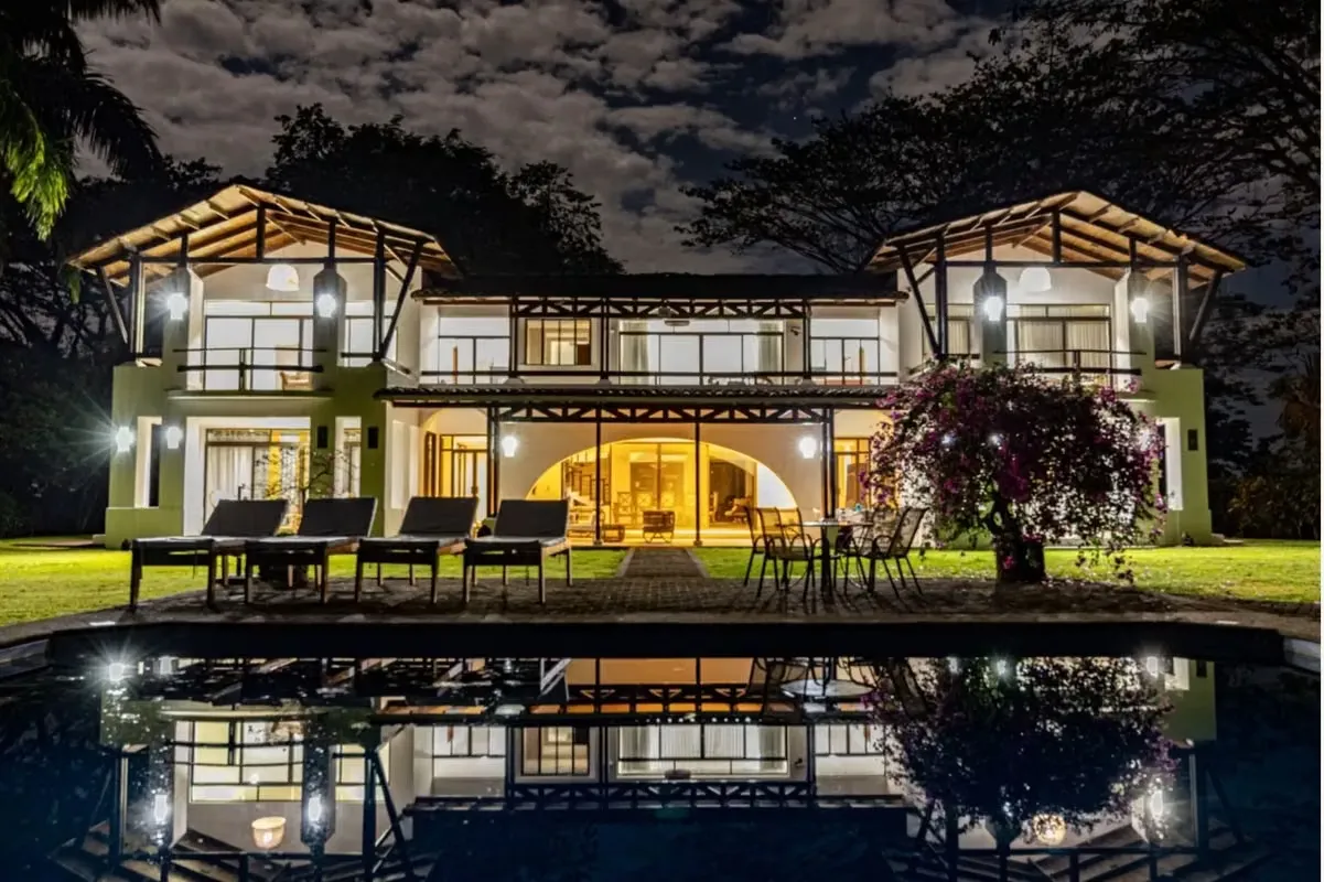 Propiedad de lujo estilo resort con vista al océano Tambor, Costa Rica