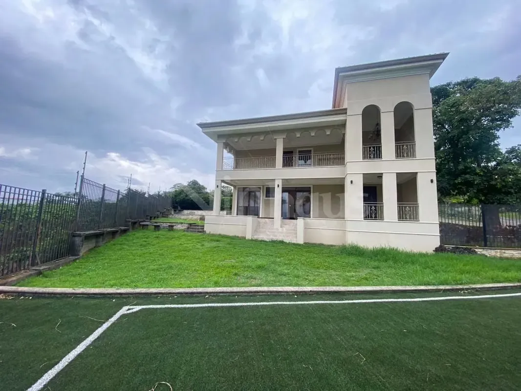 id # 41686 Venta de casa en Colinas de Monte Alegre