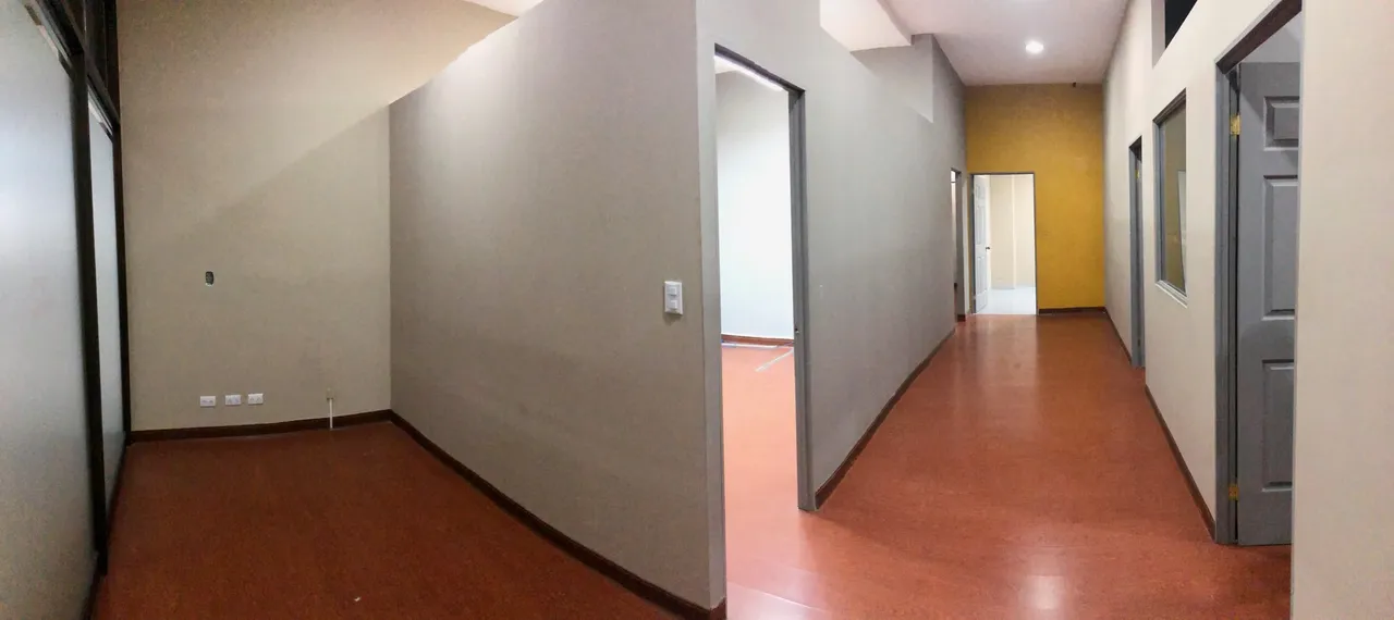 Office Space for Rent, 94 m², Shopping Centre - Rohrmoser, Pavas