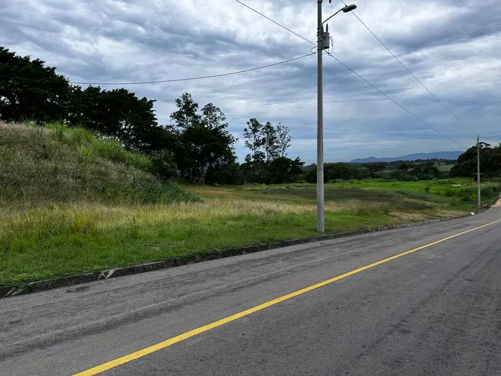 Propiedad de alta densidad en venta – Frente a Ruta 27 | Ideal para desarrollo de condominios