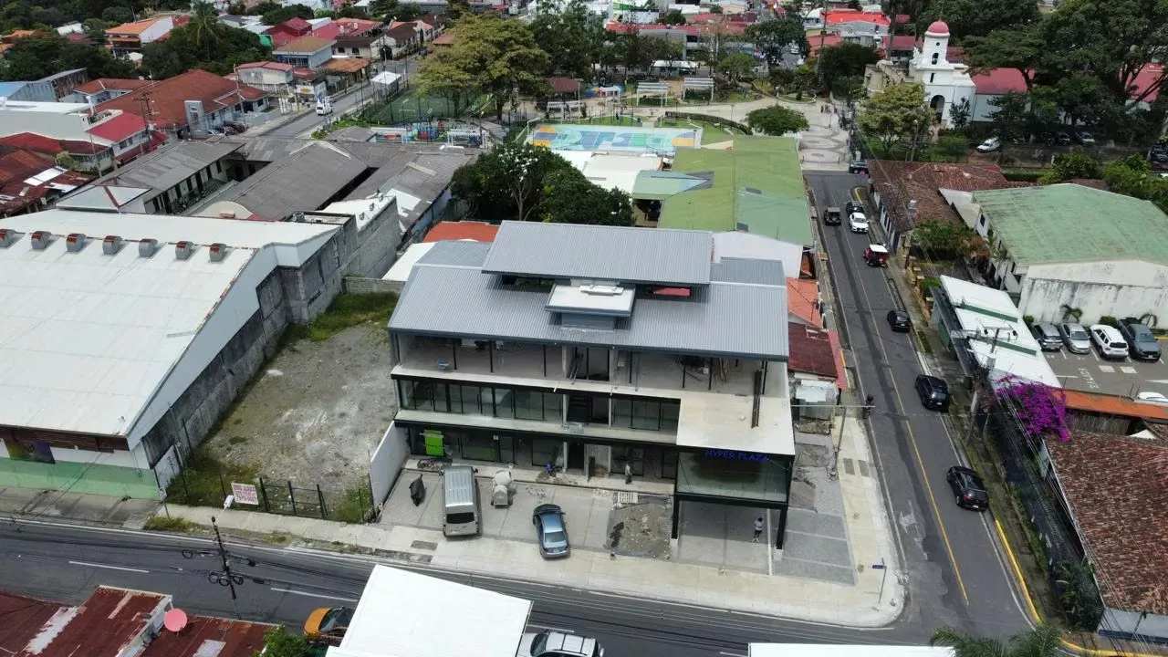 Terreno Escazu Comercial / Mixto a 100m del Parque Central/Iglesia