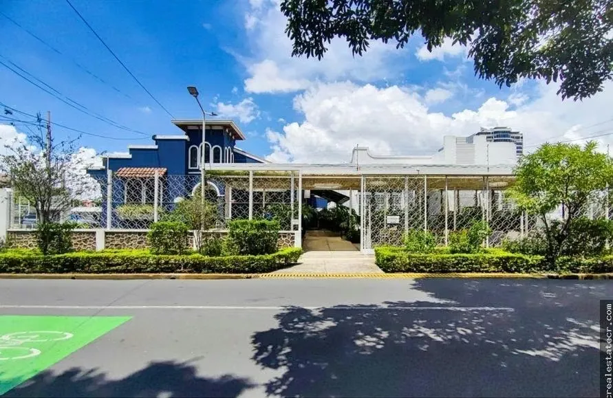 Property with Three Active Restaurants in Barrio Don Bosco – Excellent Business Opportunity