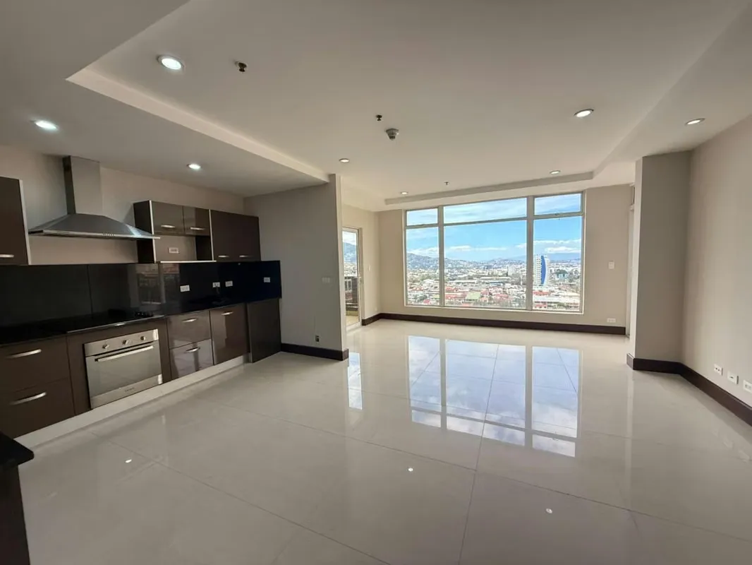 Apto de 1 hab y 1 baño - Piso 15 con Vista Espectacular- Sabana Sur