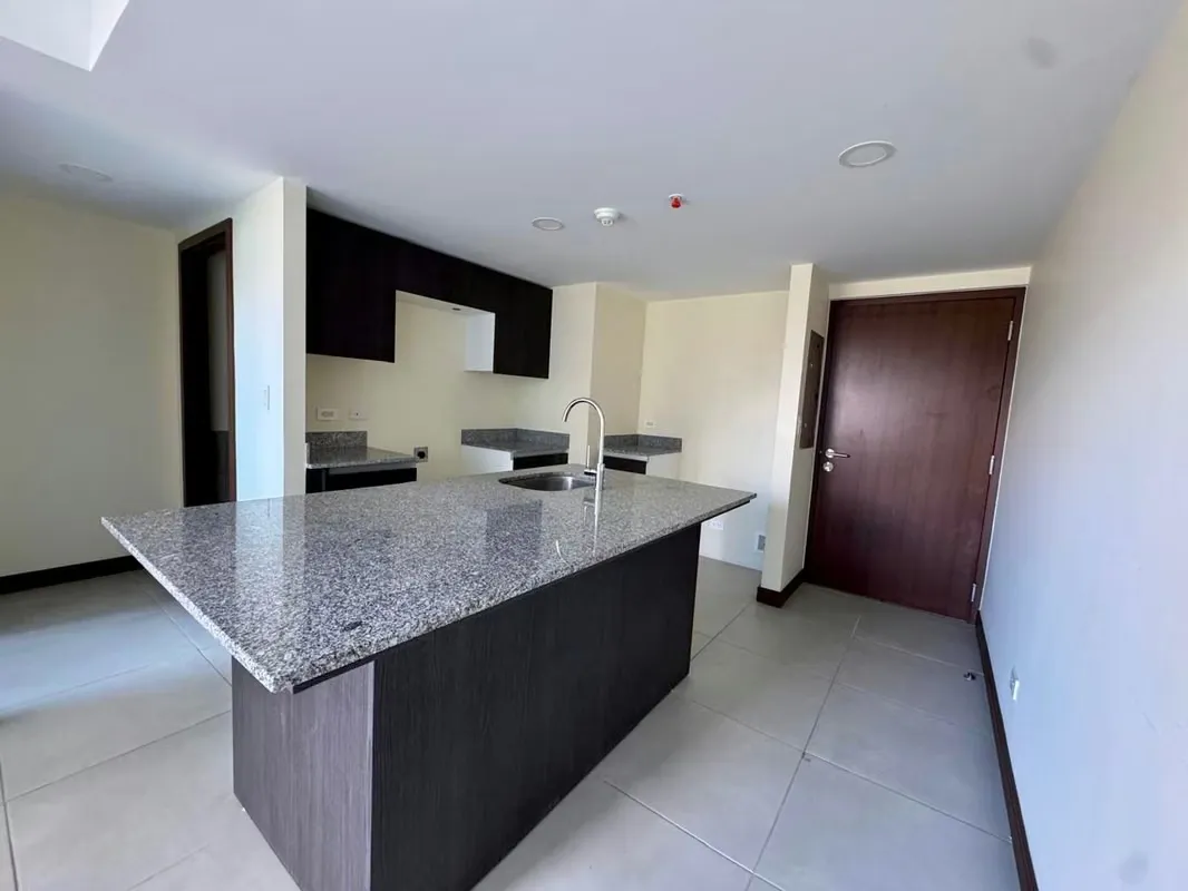 Se vende apartamento en el corazón de San Pedro