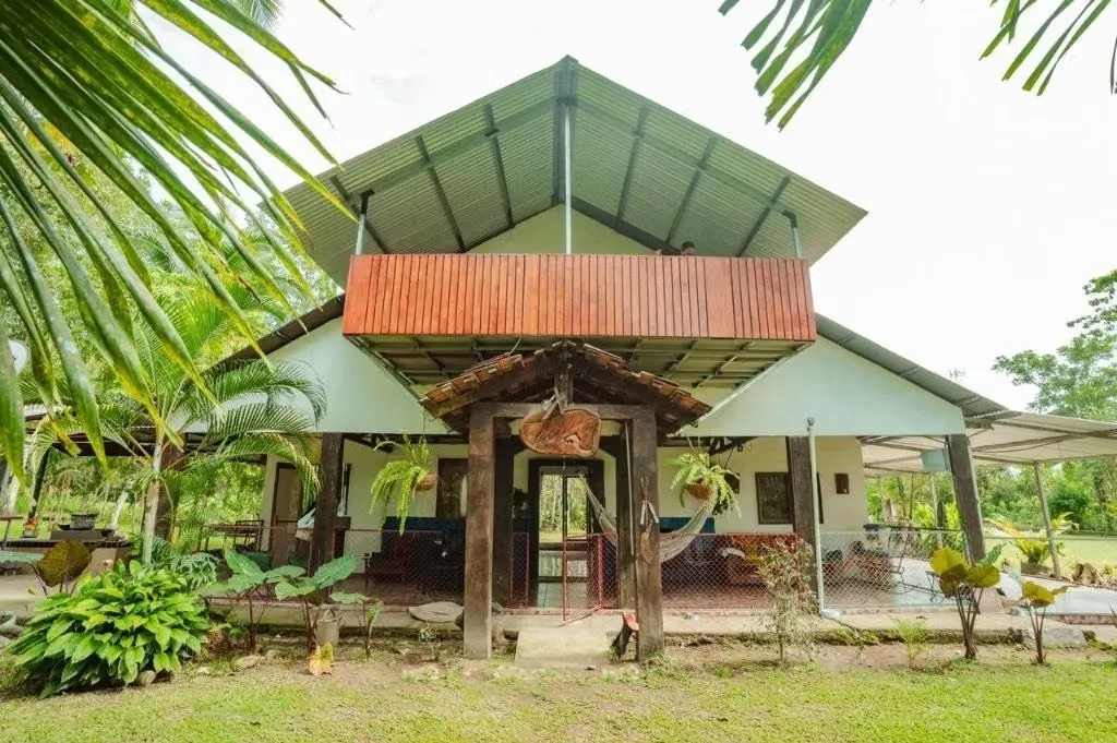 Se vende hermosa propiedad ubicada en San Cristóbal de Guápiles, ideal para vivir rodeado de naturaleza, desarrollar proyecto turístico, quinta ...