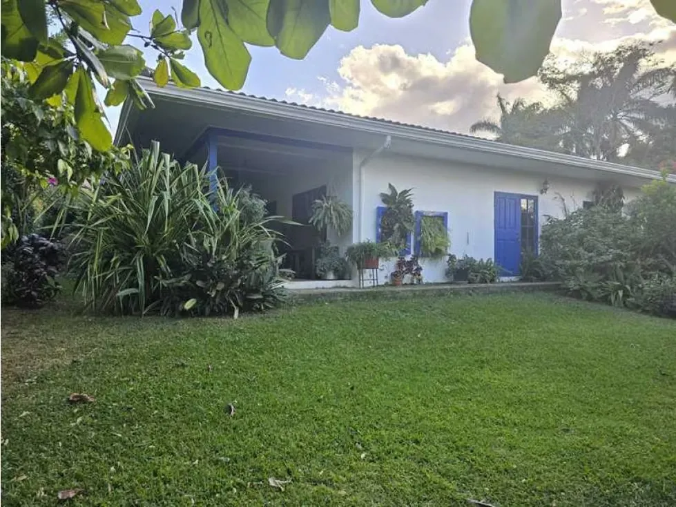 Casa en venta en Santa Ana, dos casa un apto, una planta 5PDC9768149