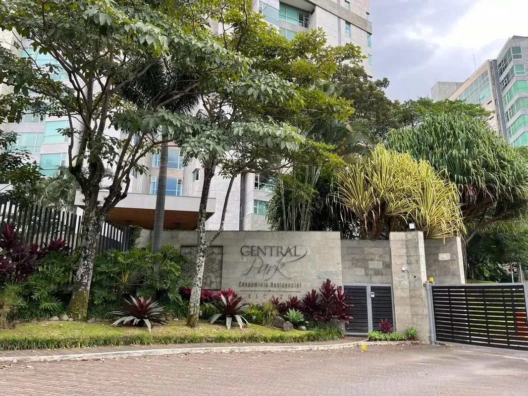 APARTAMENTO NUEVO VENTA CENTRAL PARK TREJOS MONTEALEGRE ESCAZÚ JV565
