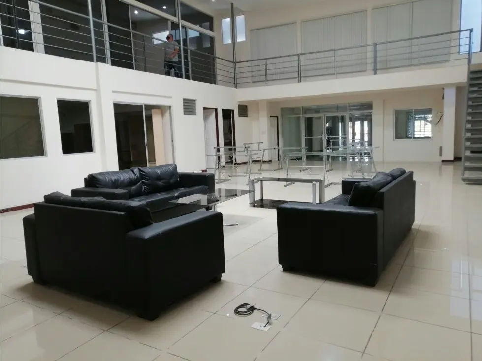 Edificio en Venta en Curridabat, Uso Comercial,5PJG9784574