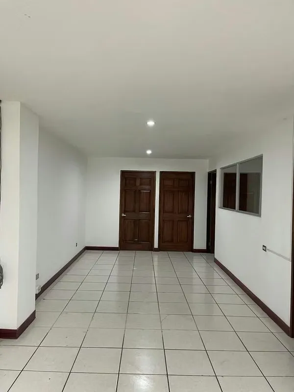 Alquiler de Oficina en Centro Colon