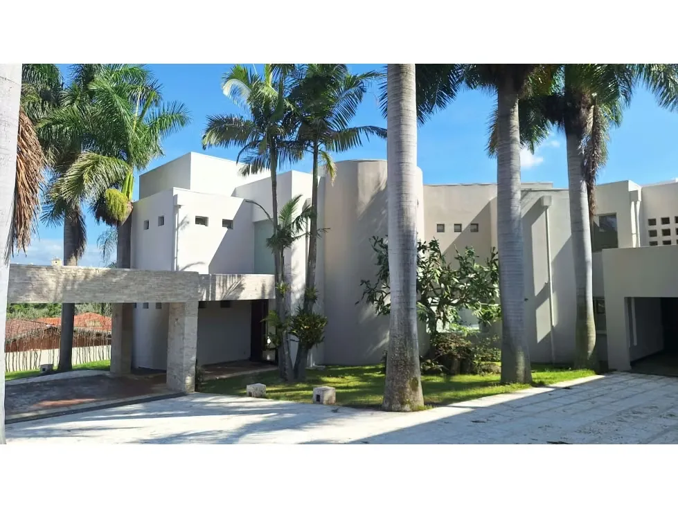 Venta de Casa en Residencial Manantiales, Belén, Heredia