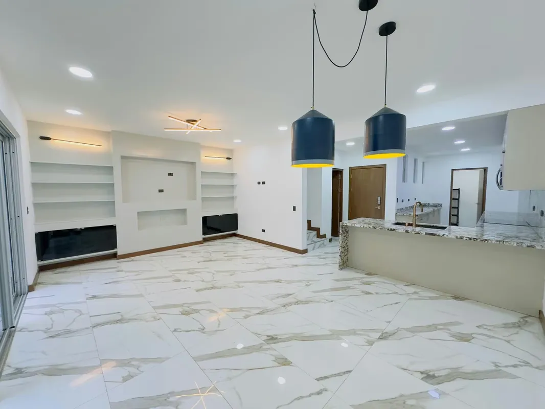 HOUSE FOR RENT IN CONDOMINIUM IN BELLO HORIZONTE, ESCAZÚ*
