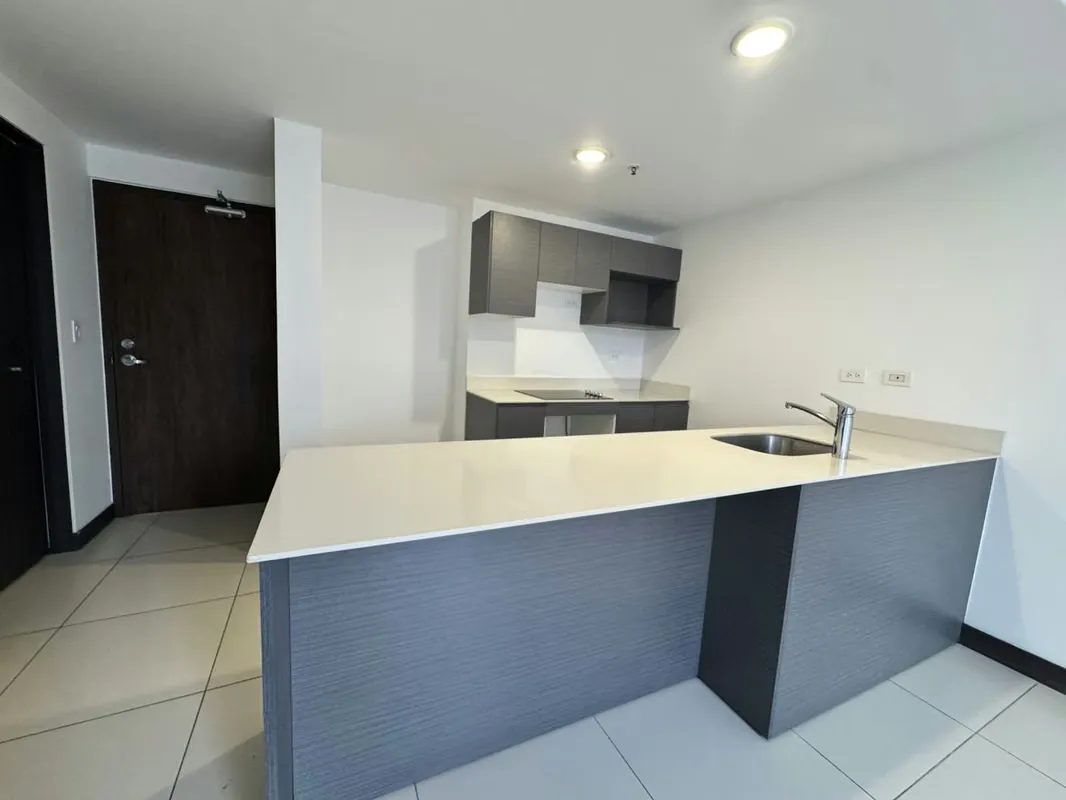 APARTMENT FOR RENT IN ROHRMOSER – U NUNCIATURA*