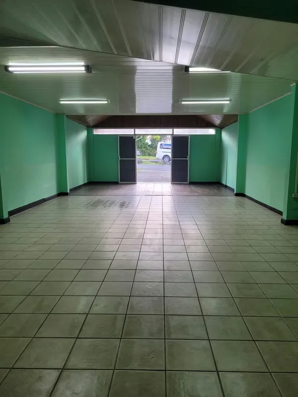 Commercial Building for Sale – Strategic Location in Zapote on National Highway