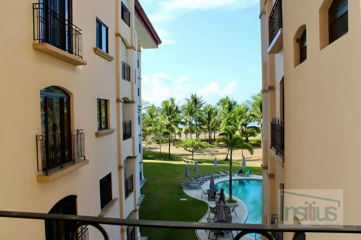 Condominium project Tres Regalos in Jaco