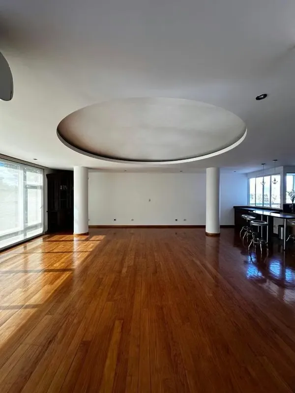 En alquiler espectacular apartamento de 317m2