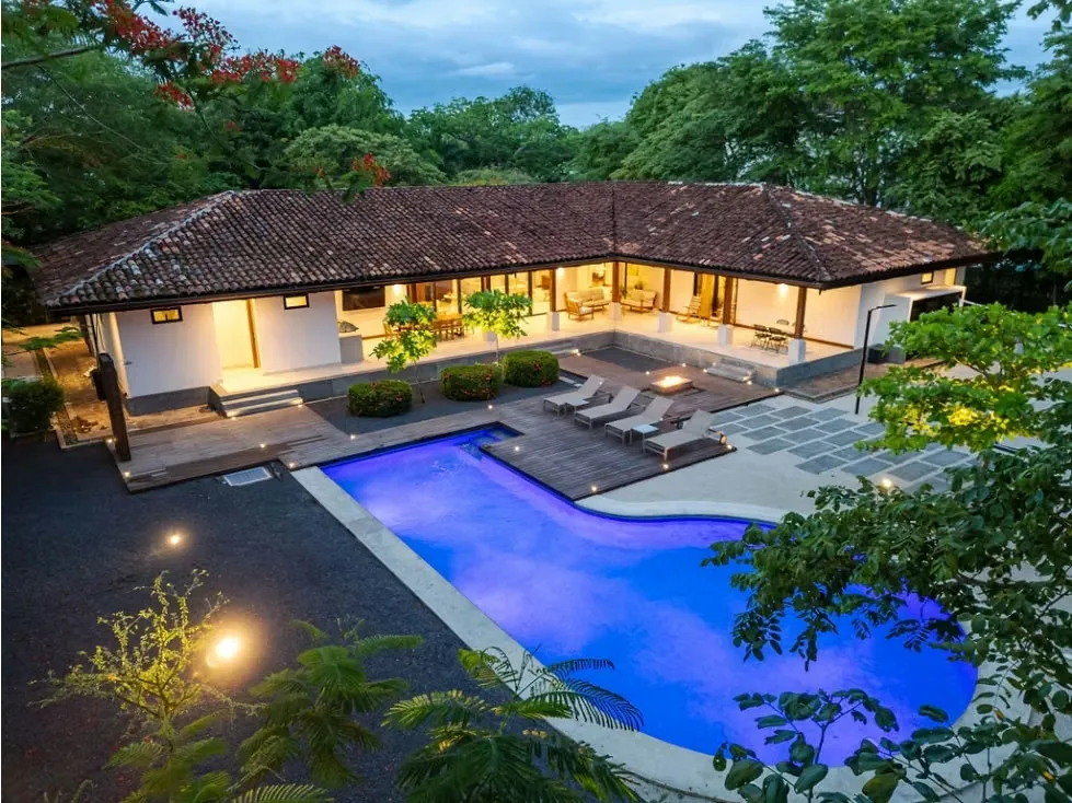 Welcome to Casa Atardecer, an exceptional luxury residence located within the ...