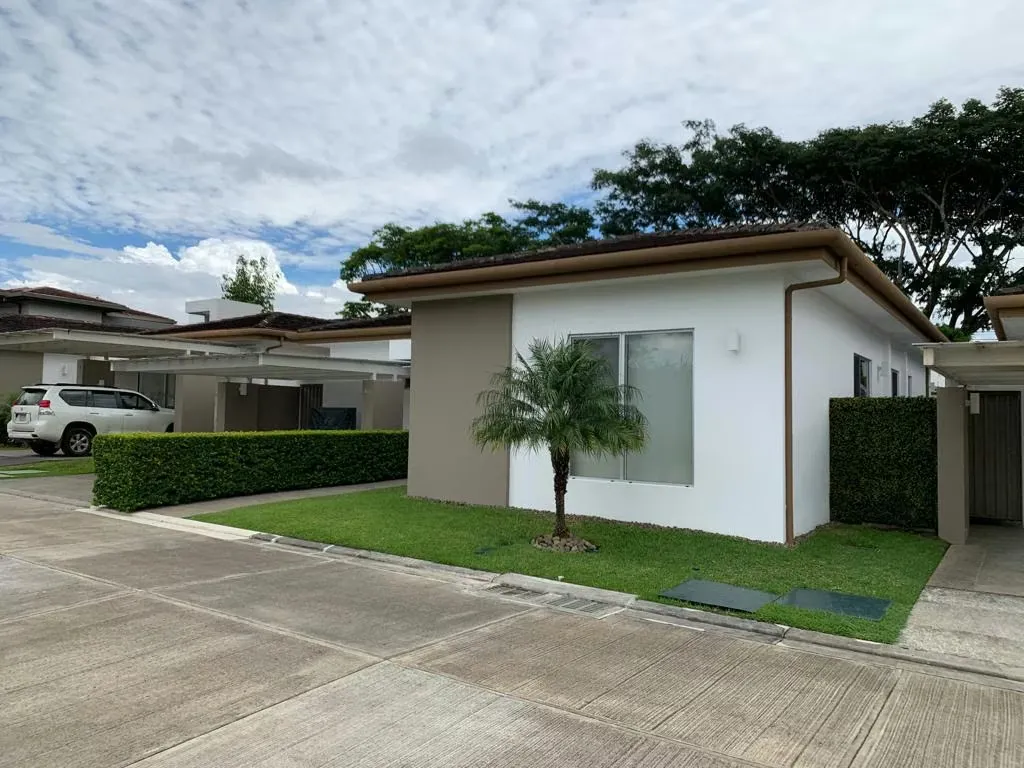 Land: 497 m ² - 124; Construction: 287 m ²