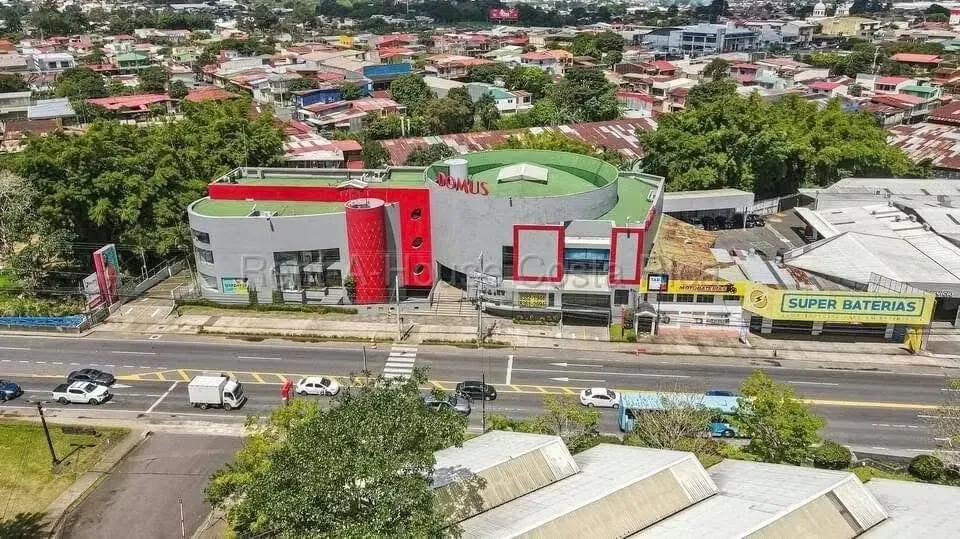 Premium Investment: Shopping Center for Sale in Curridabat with High Profitability