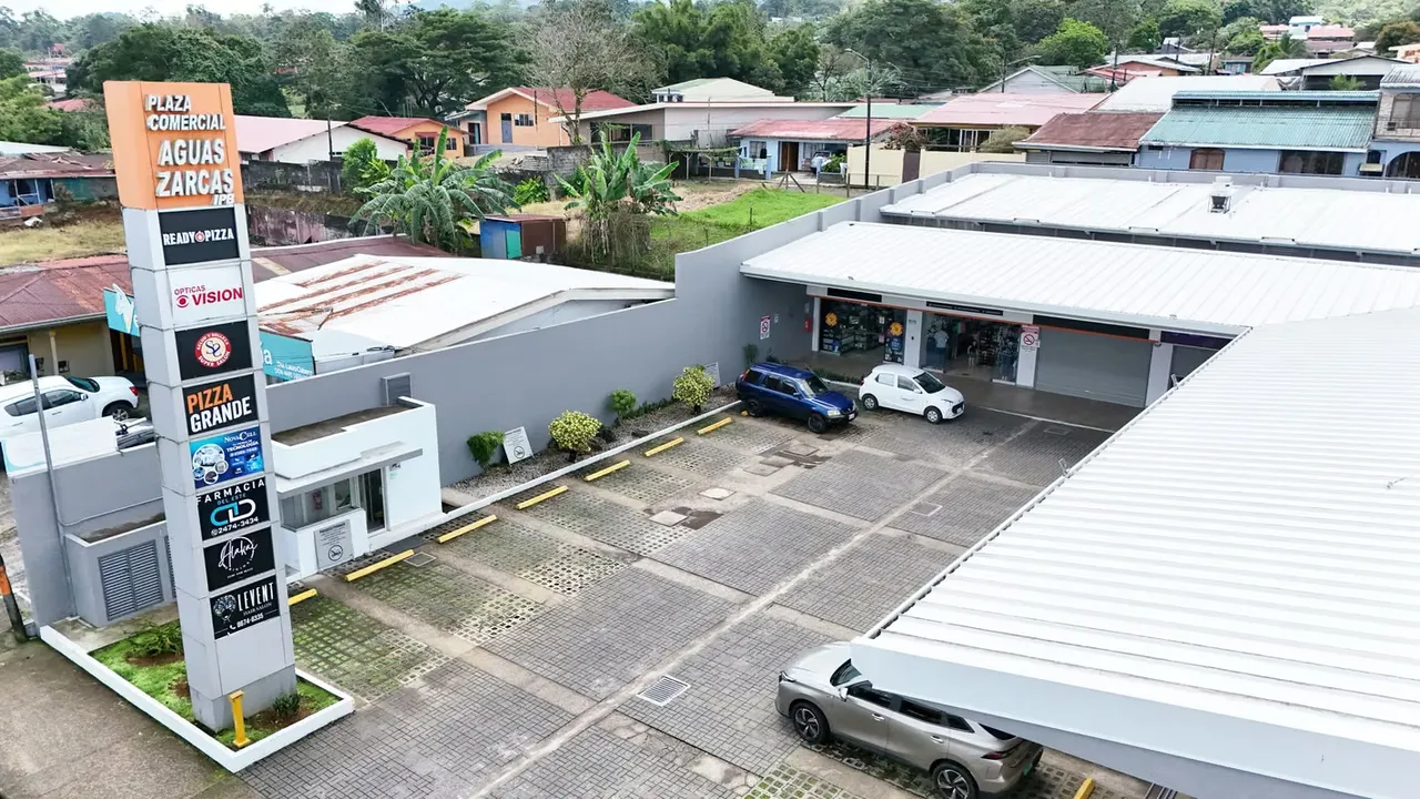 IPB Plaza Comercial Aguas Zarcas local # 4