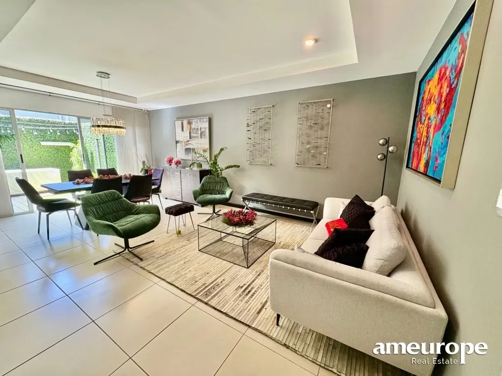 SANTA ANA POZOS SUR! MODERNA CASA DE 3 HAB + SERVICIO + JARDIN