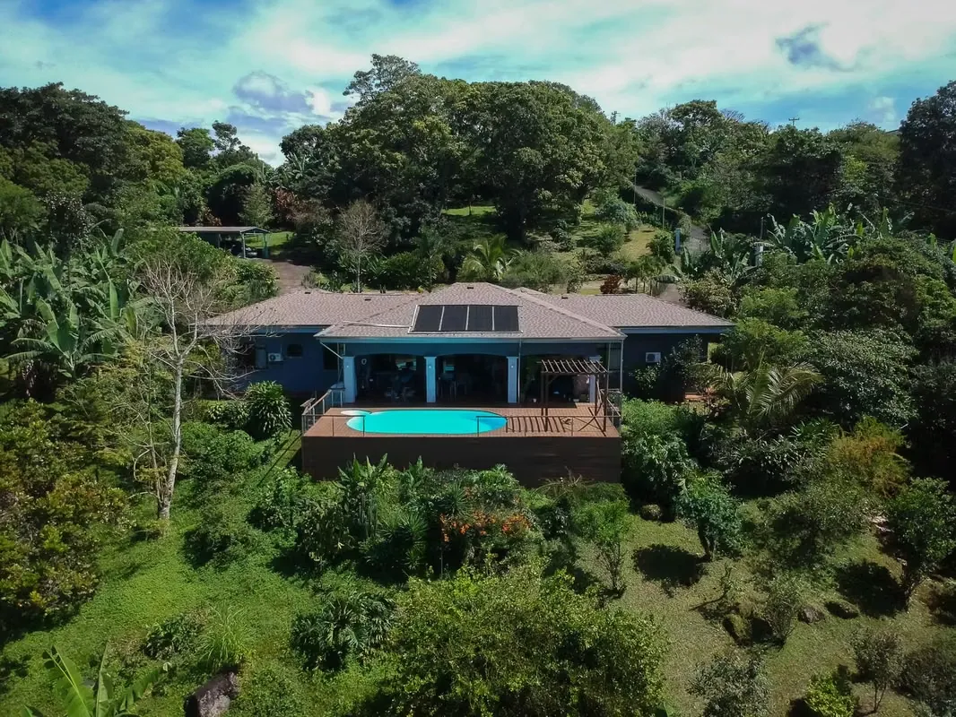Country House for Sale with Furnished House and Pool, Alajuela, San Pedro de Poás
