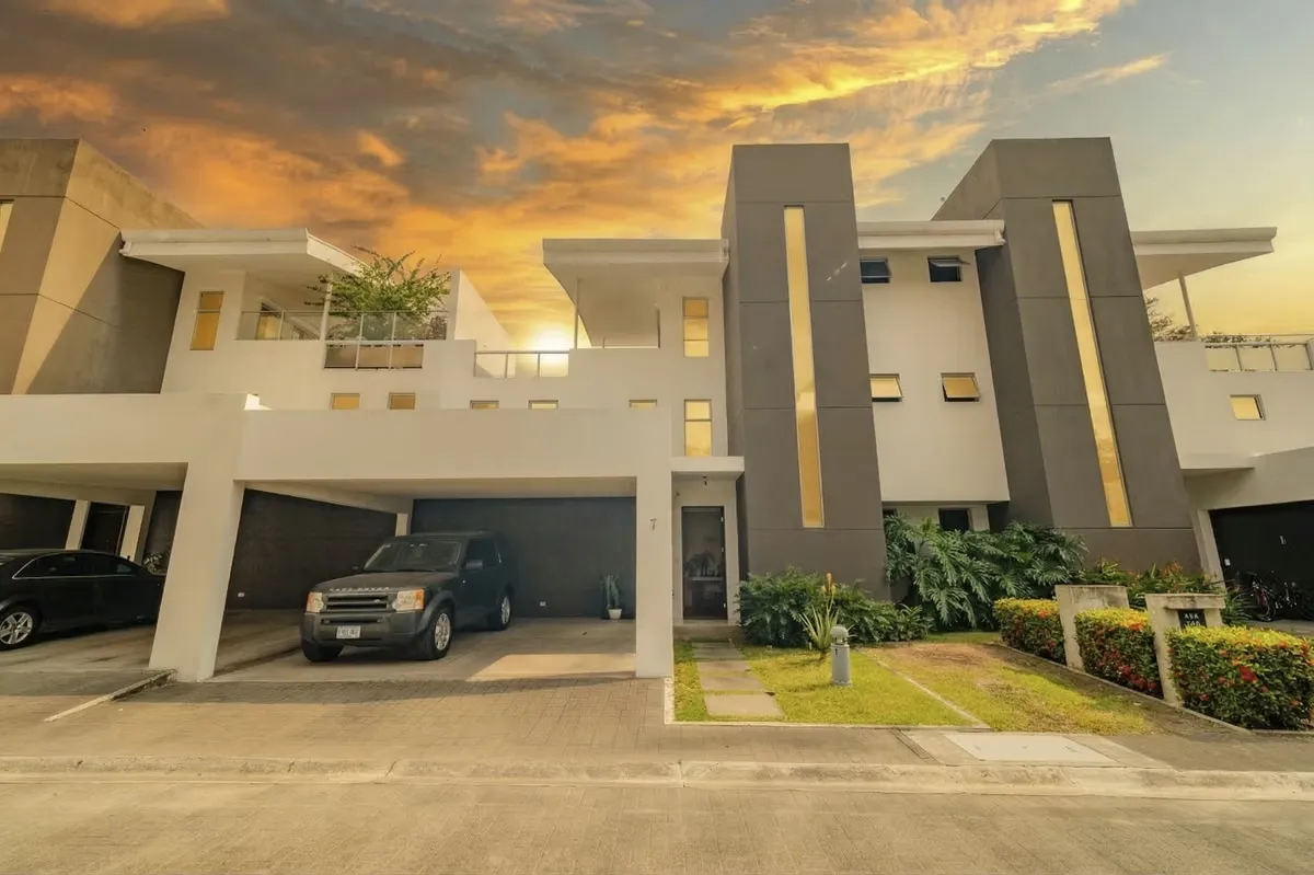 Casa a la Venta en Santa Ana Centro