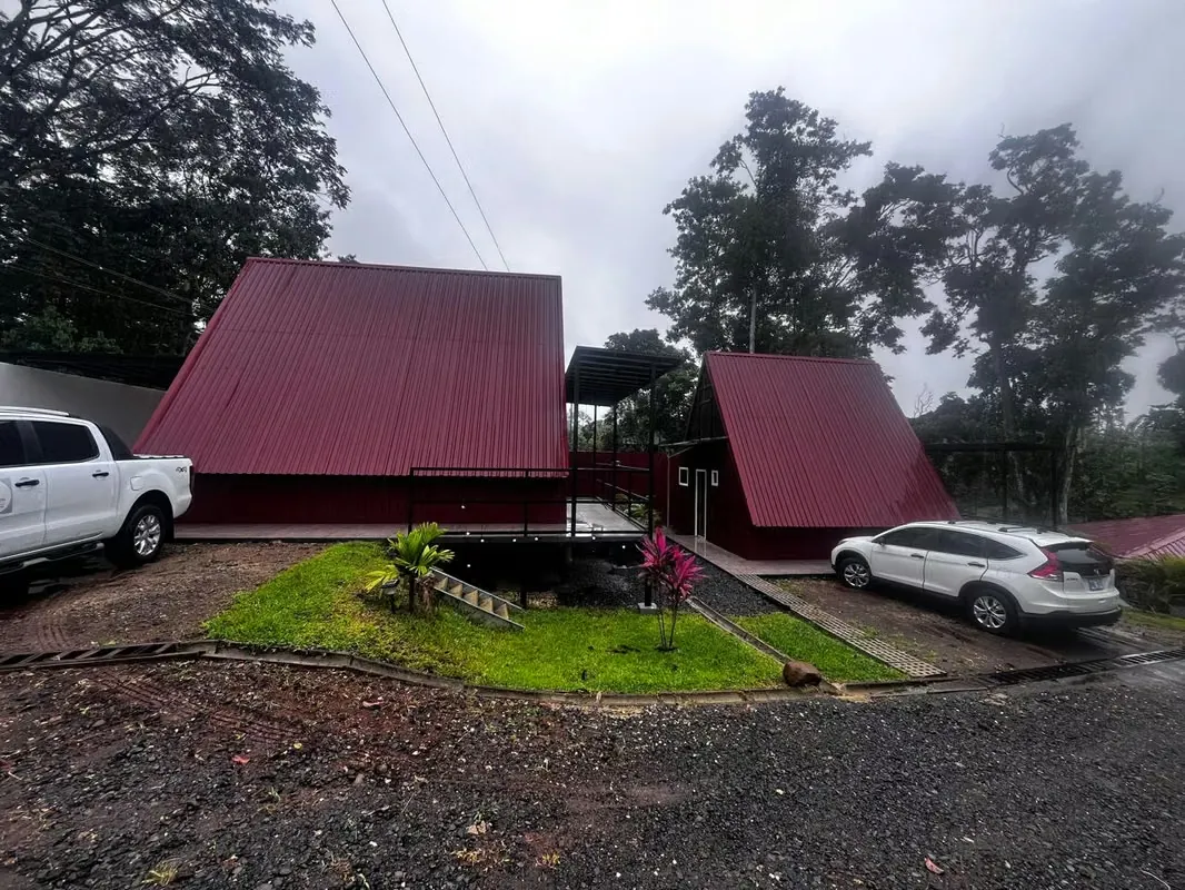 PROPERTY FOR SALE IN FLOREMCIA SAN CARLOS