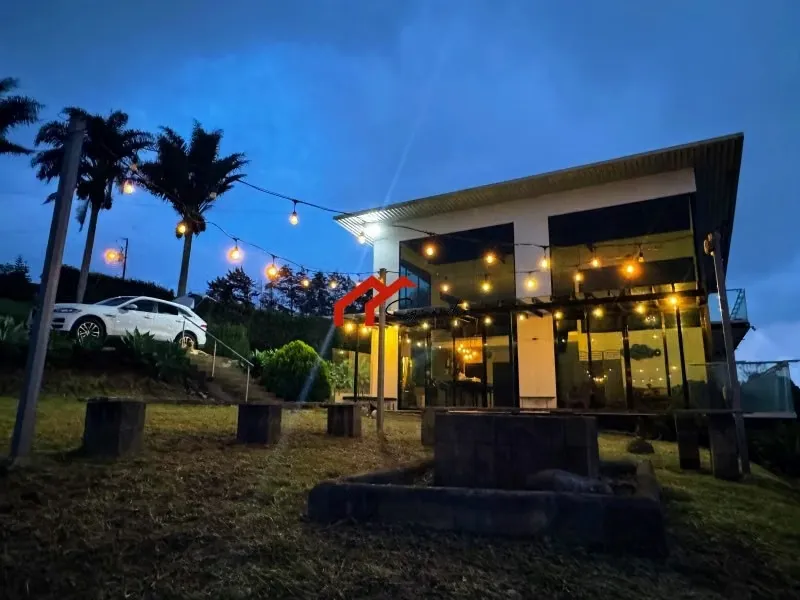 Furnished house for sale in Takiscu, San Rafael de Oreamuno, Cartago