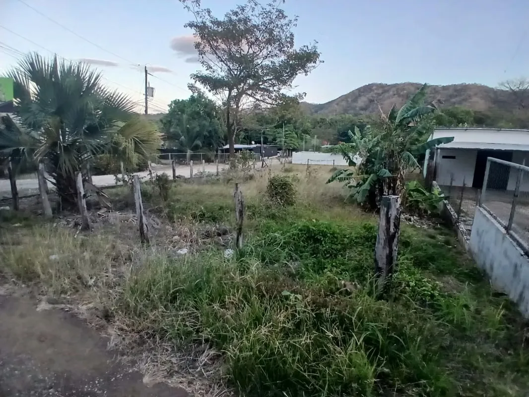 Lot for Sale in Curime de Nicoya. Guanacaste. 415 m2. Via Samara