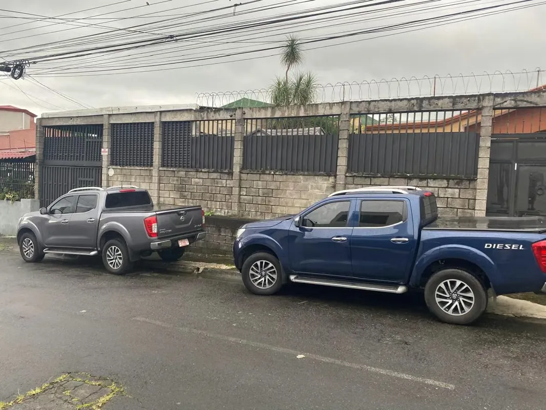 Property for sale with built warehouse, suitable for apartment development, or some commercial activity