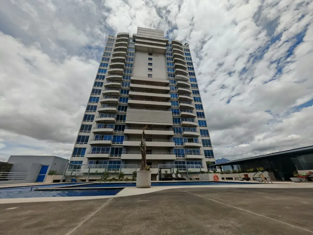 Venta de apartamento en Torres de Paseo Colón, San José