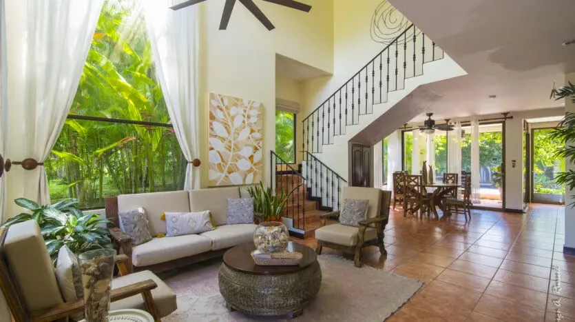 Beachfront Home for Sale in Jacó | La Flor Community
